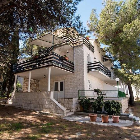 Apartments Pinija Supetar Dış mekan fotoğraf