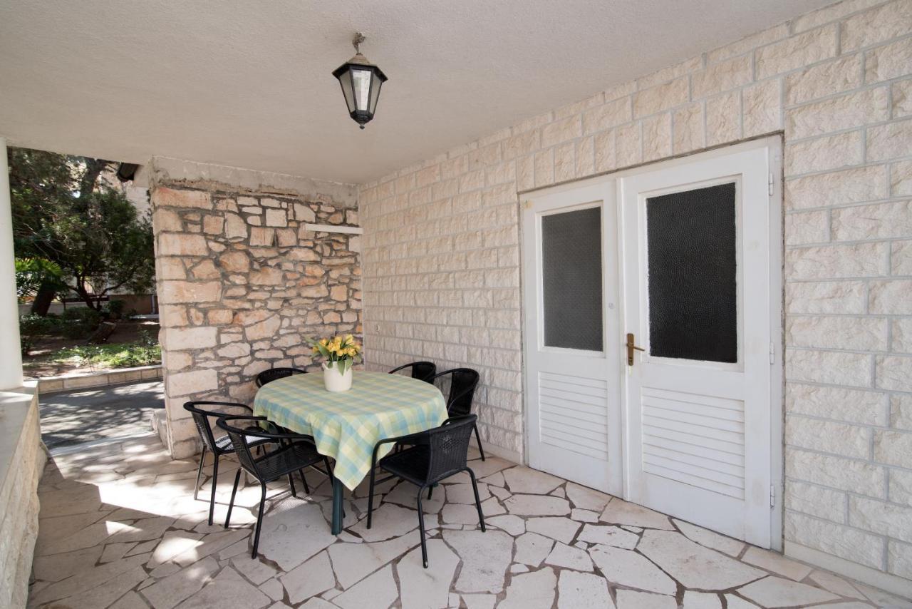 Apartments Pinija Supetar Dış mekan fotoğraf