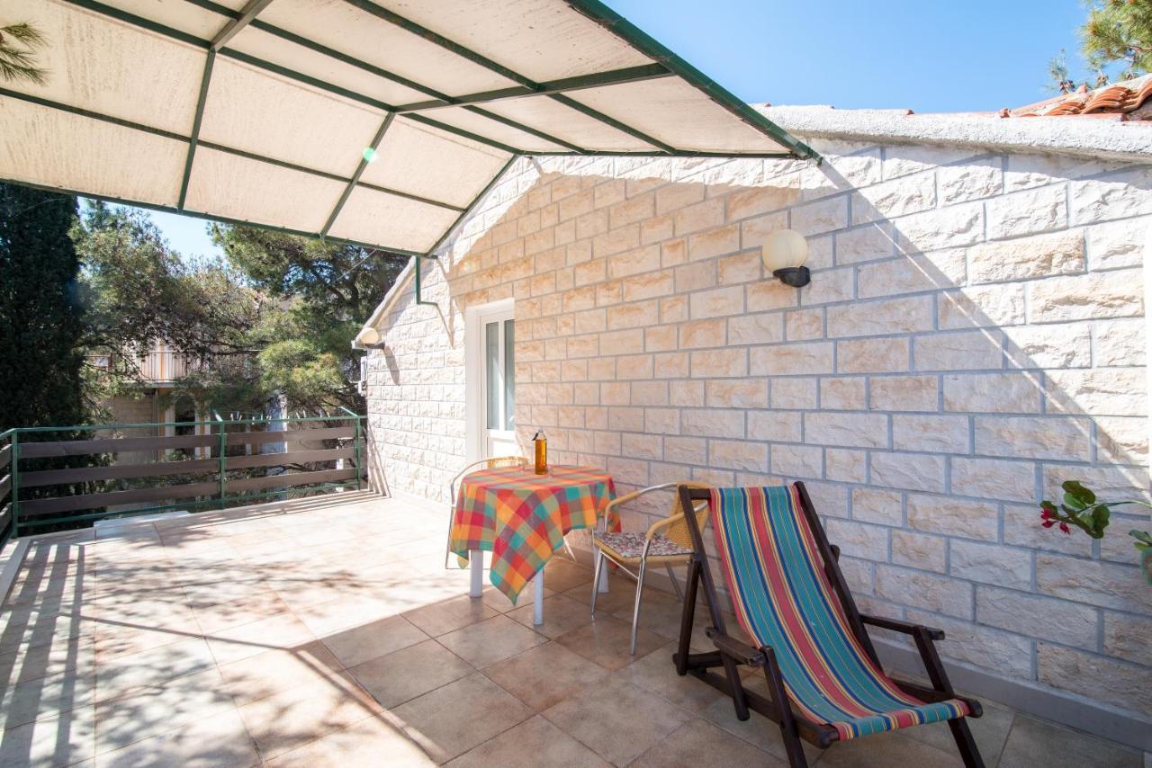 Apartments Pinija Supetar Dış mekan fotoğraf