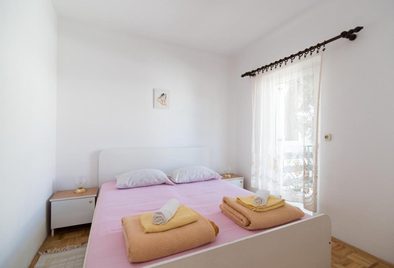 Apartments Pinija Supetar Dış mekan fotoğraf