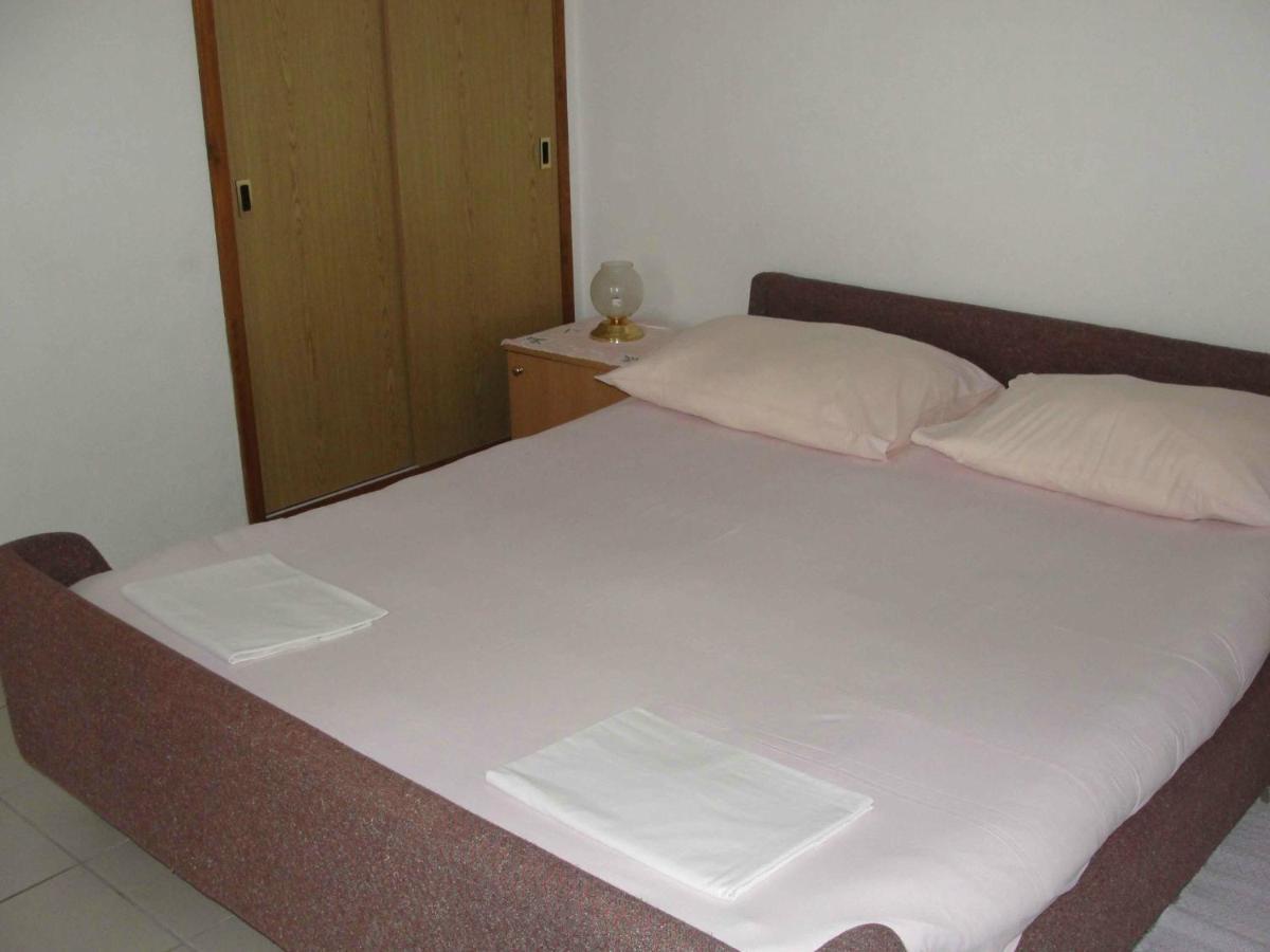 Apartments Pinija Supetar Dış mekan fotoğraf