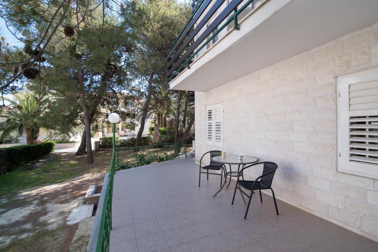 Apartments Pinija Supetar Dış mekan fotoğraf