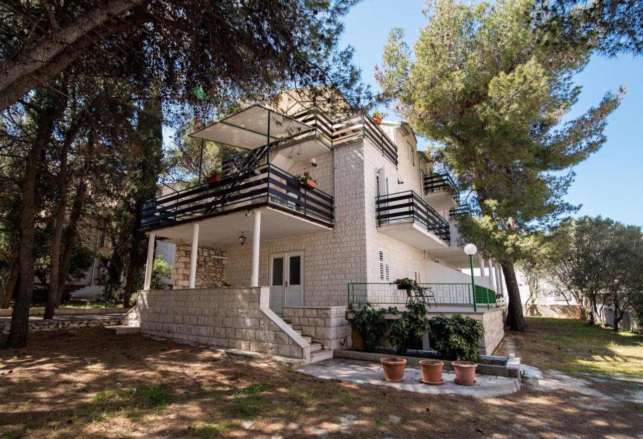 Apartments Pinija Supetar Dış mekan fotoğraf